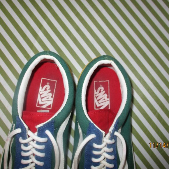 Vans Old Skool Sneakers - Picture 13 of 13
